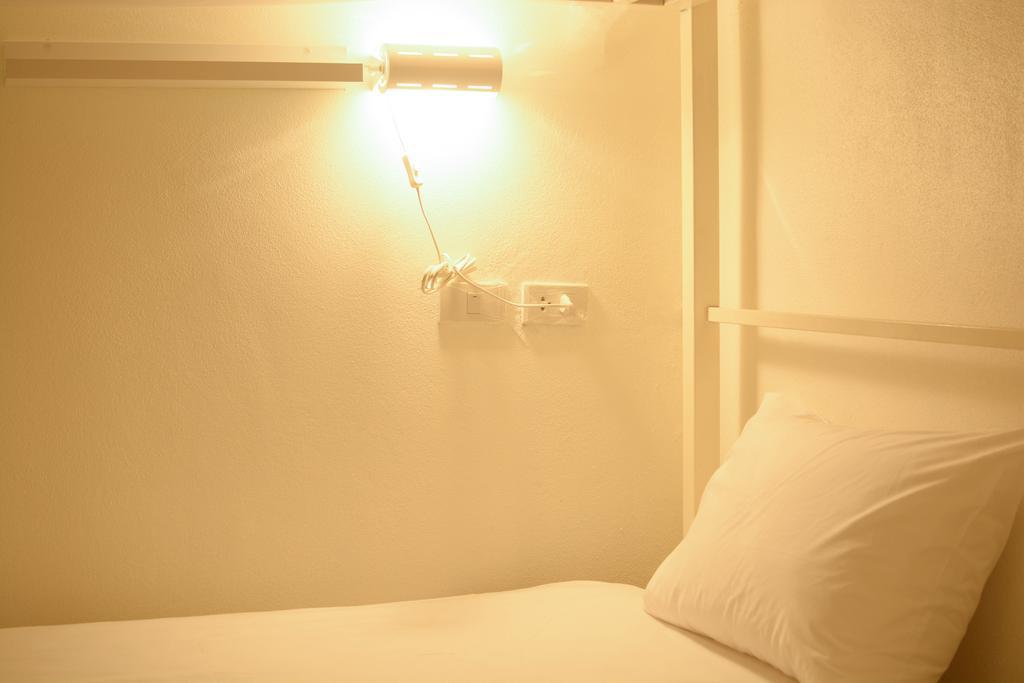 Irest Ao Nang Seafront Hostel Exterior photo