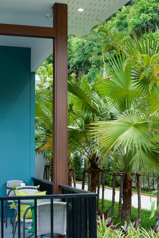 Irest Ao Nang Seafront Hostel Exterior photo