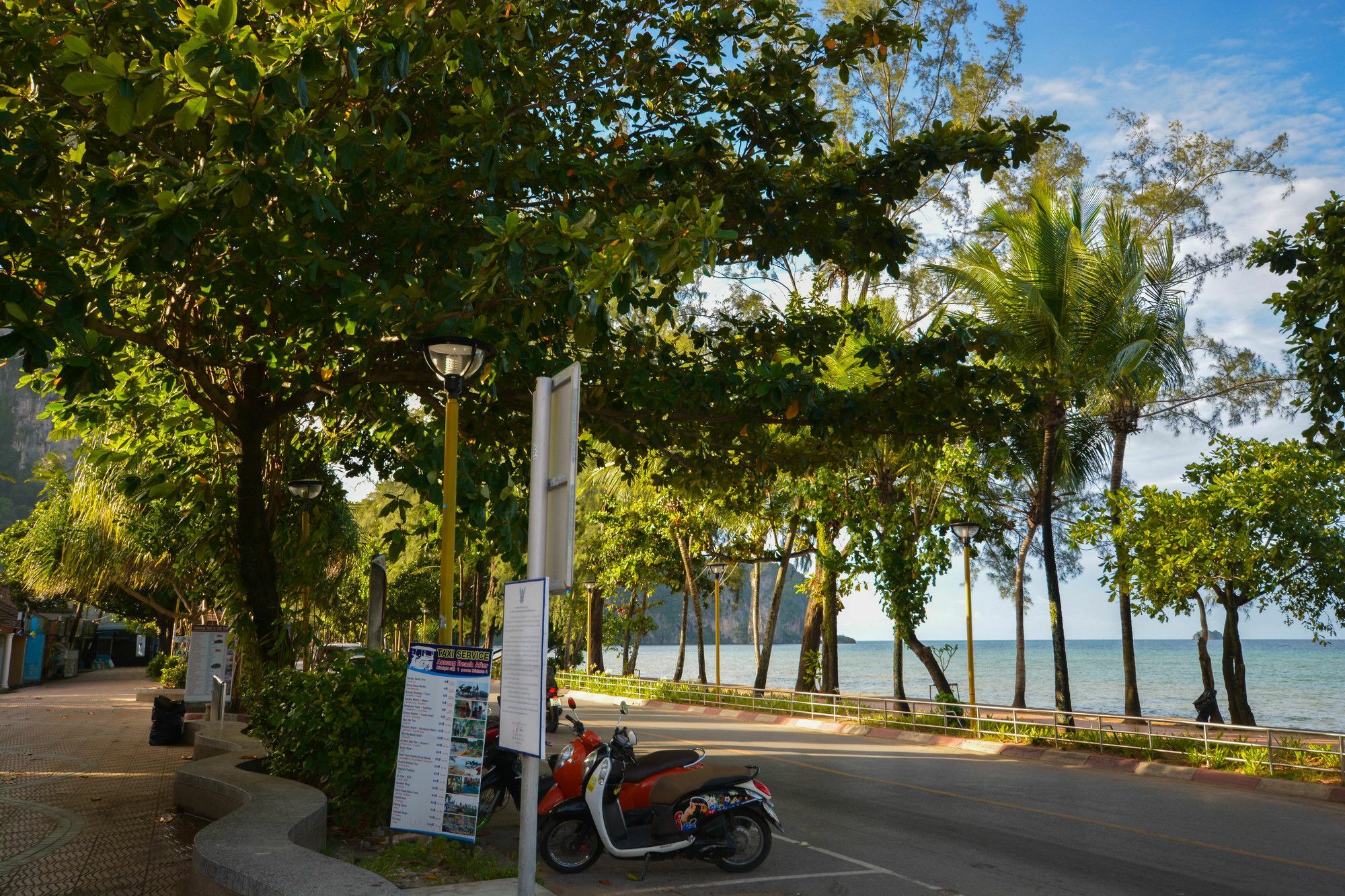 Irest Ao Nang Seafront Hostel Exterior photo